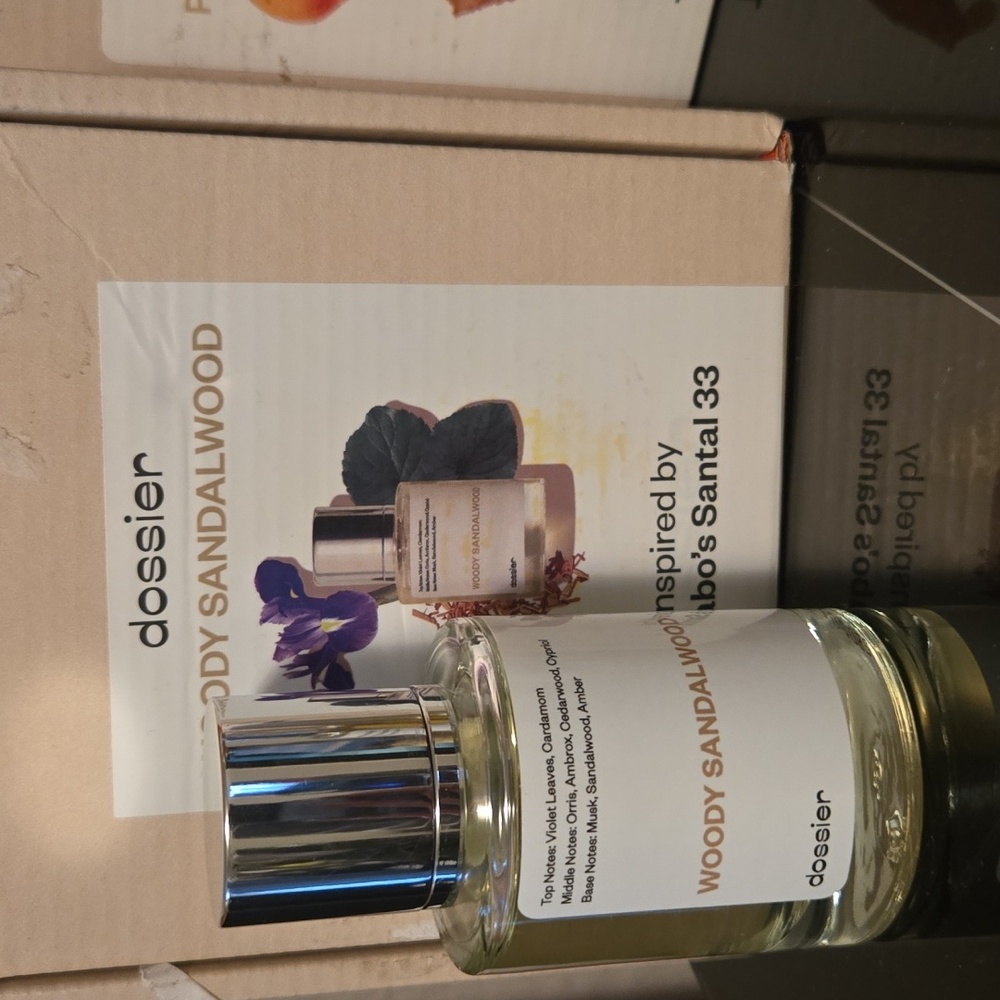 Dossier Woody Sandalwood and Powdery Tobacco Fragrance Eau De Parfum-50ml/ 1.7oz - Picture 2 of 10